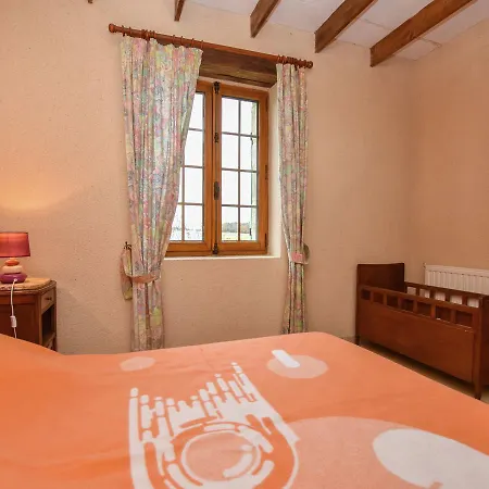 Feriehus Lovely Holiday Home In Biron With Swimming Pool Biron (Dordogne)